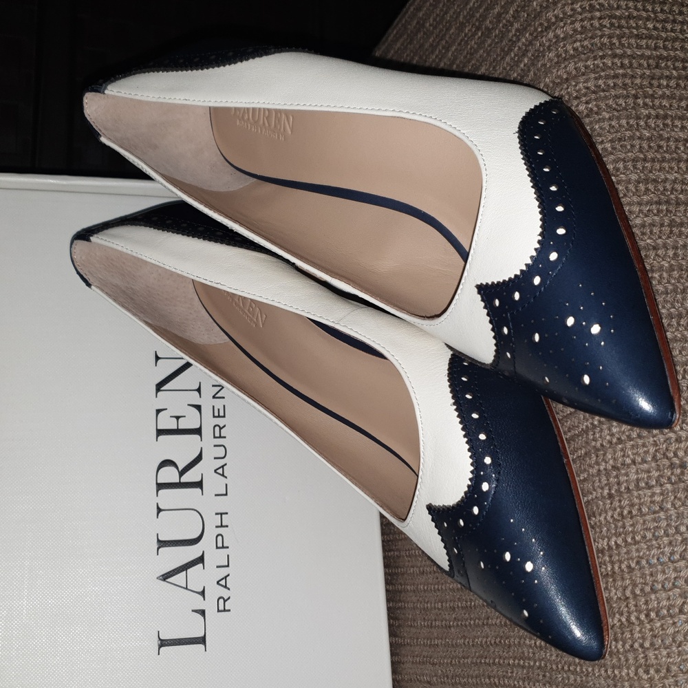 Ralph Lauren Lynden Pointed Pumps (Two-tone: Navy/Vanilla)